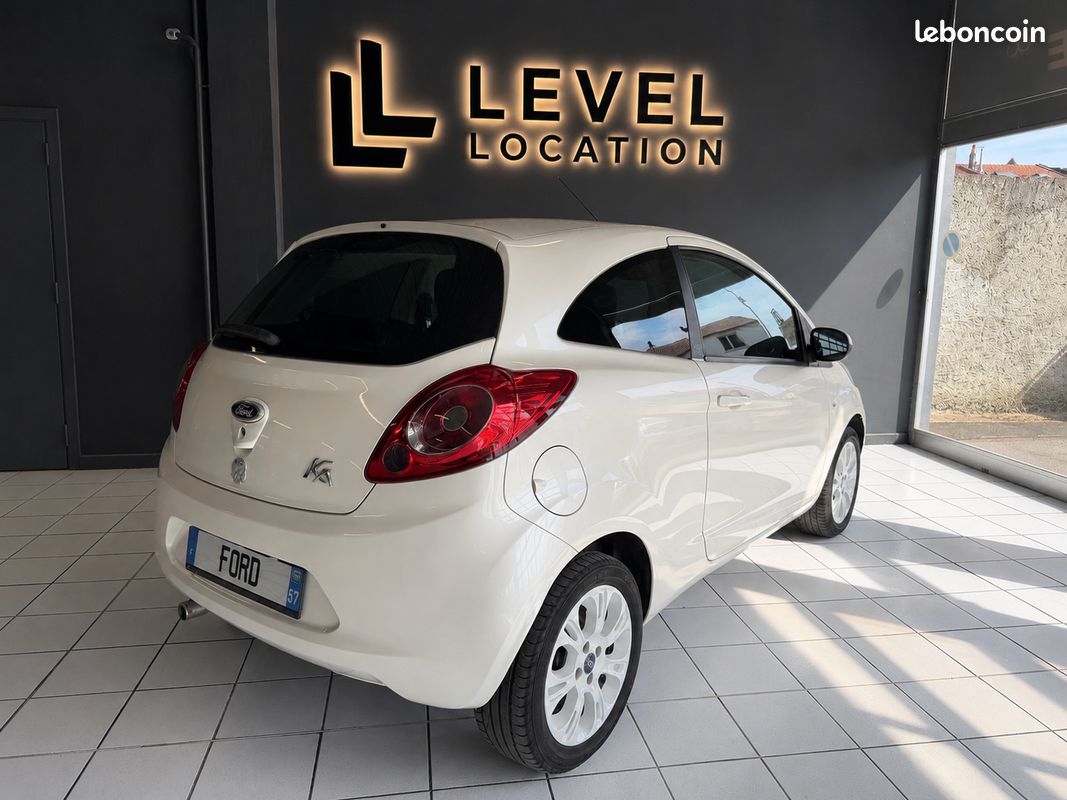 FORD KA 1.2 69 cv Titanium clim automatique (image 2)