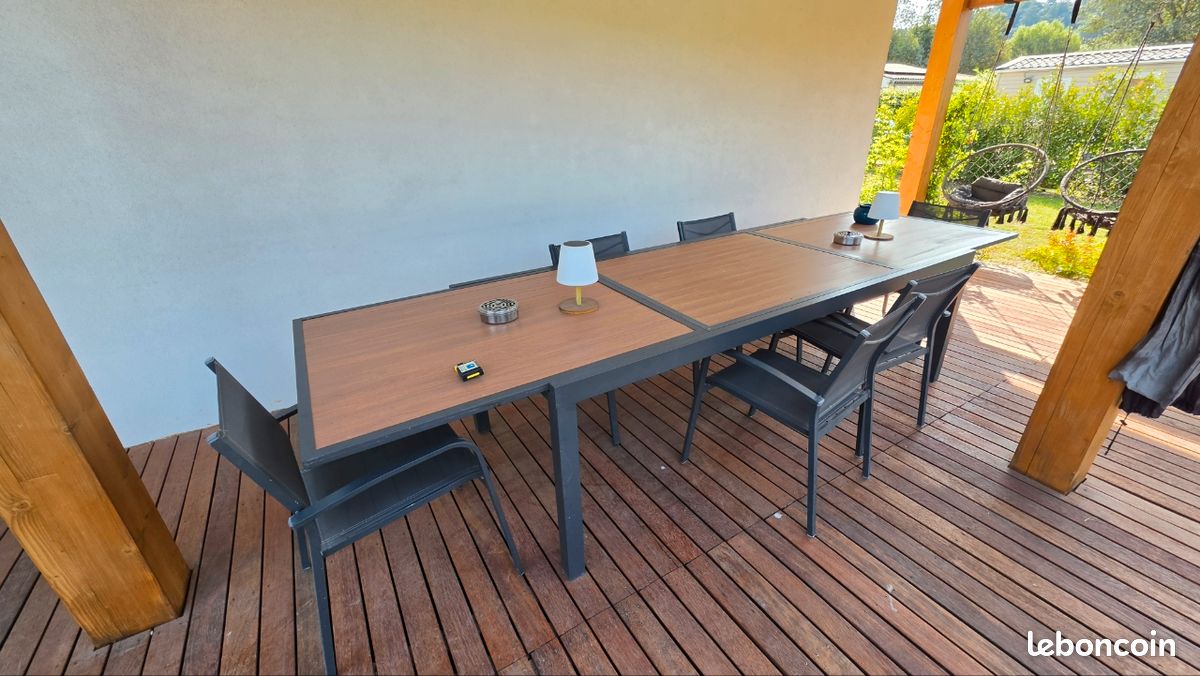 Table et chaises hesperide (image 3)