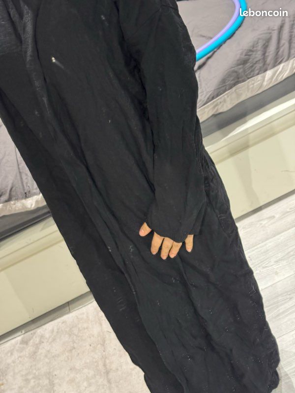 Robe (image 1)