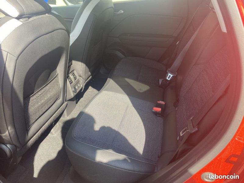 Renault CAPTUR II 1.3 TCE 140CH FAP INTENS EDC -21 (image 17)