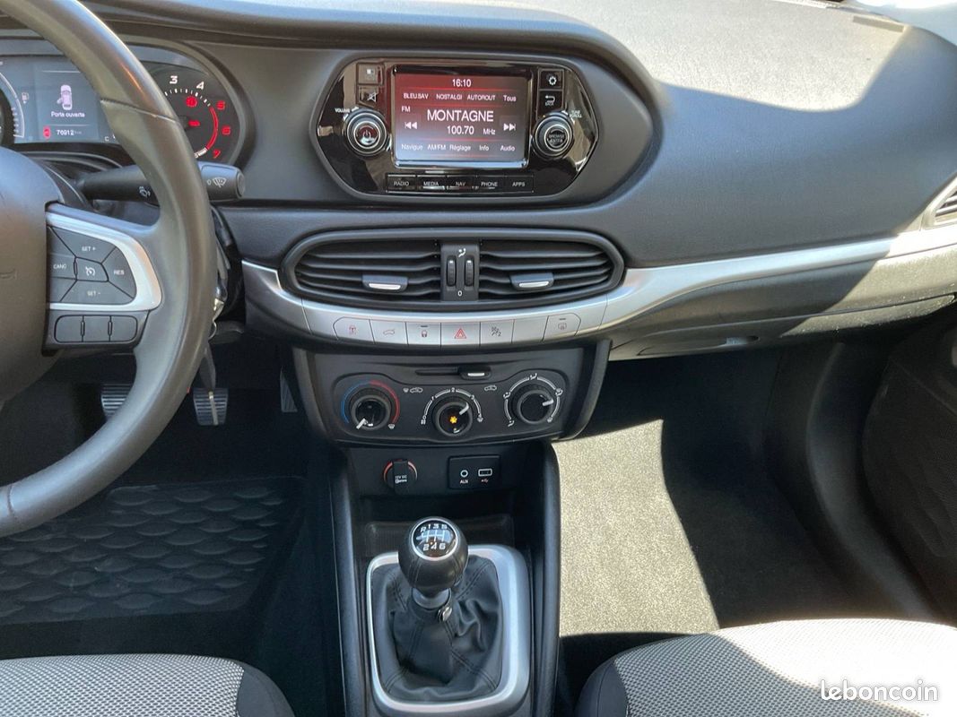 FIAT Tipo 1.6 MultiJet 120 ch Pop (image 12)