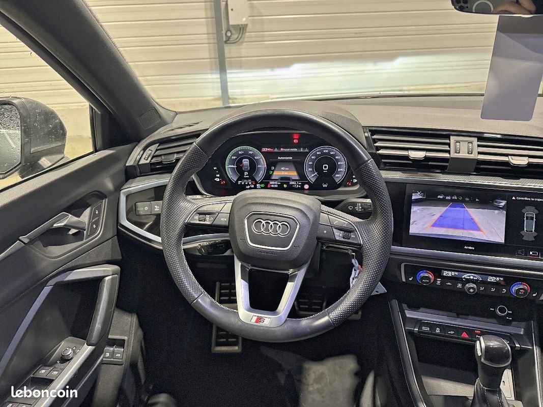 AUDI Q3 Sportback 45 TFSIe 245 ch S tronic 6 S line (image 11)