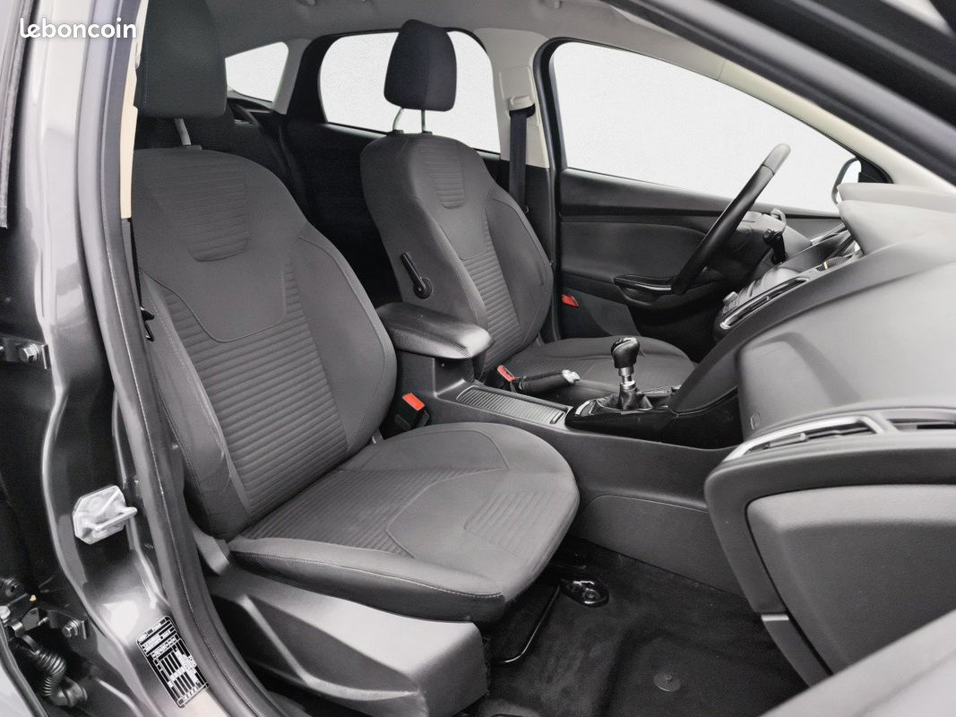 FORD Focus 1.0 EcoBoost 125 S&S Titanium (image 9)