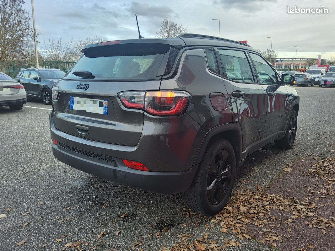 JEEP COMPASS 1.6 I MultiJet II 120 ch BVM6 Brooklyn Edition (image 7)