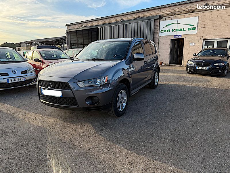 Mitsubishi OUTLANDER 2.0 MIVEC 2WD 147cv (image 1)