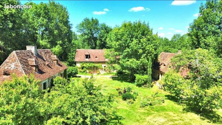 Ferme 11 pièces 360 m²
