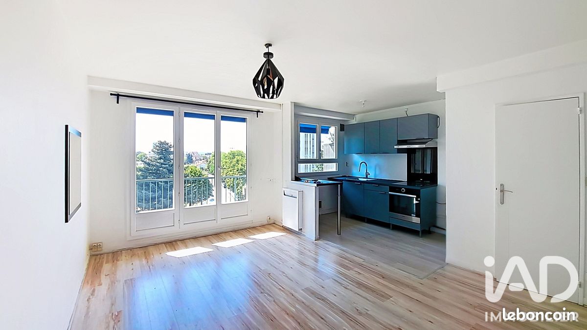Appartement 3 pièces 66 m² · à Longjumeau · 66 m² · 1 130 €