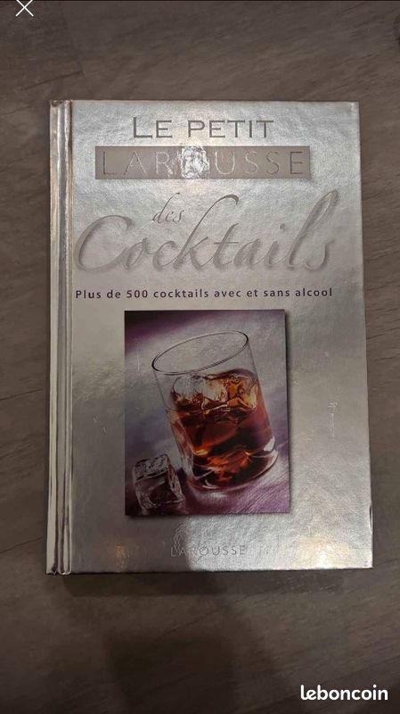 Livre le Petit Larousse des cocktails (image 1)