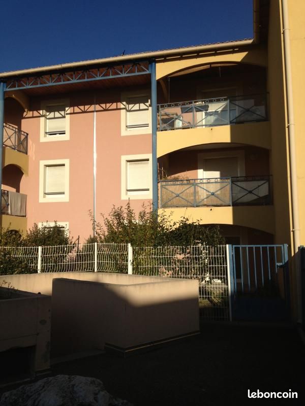 Appartement 3 pièces 73 m² · à Orange · 73 m² · 652 €