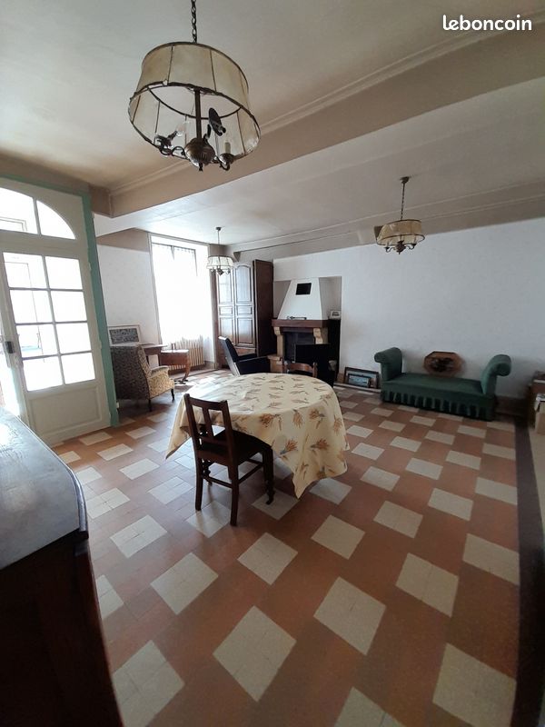 Maison 4 pièces 106 m² · à Donzy · 106 m² · 54 000 €