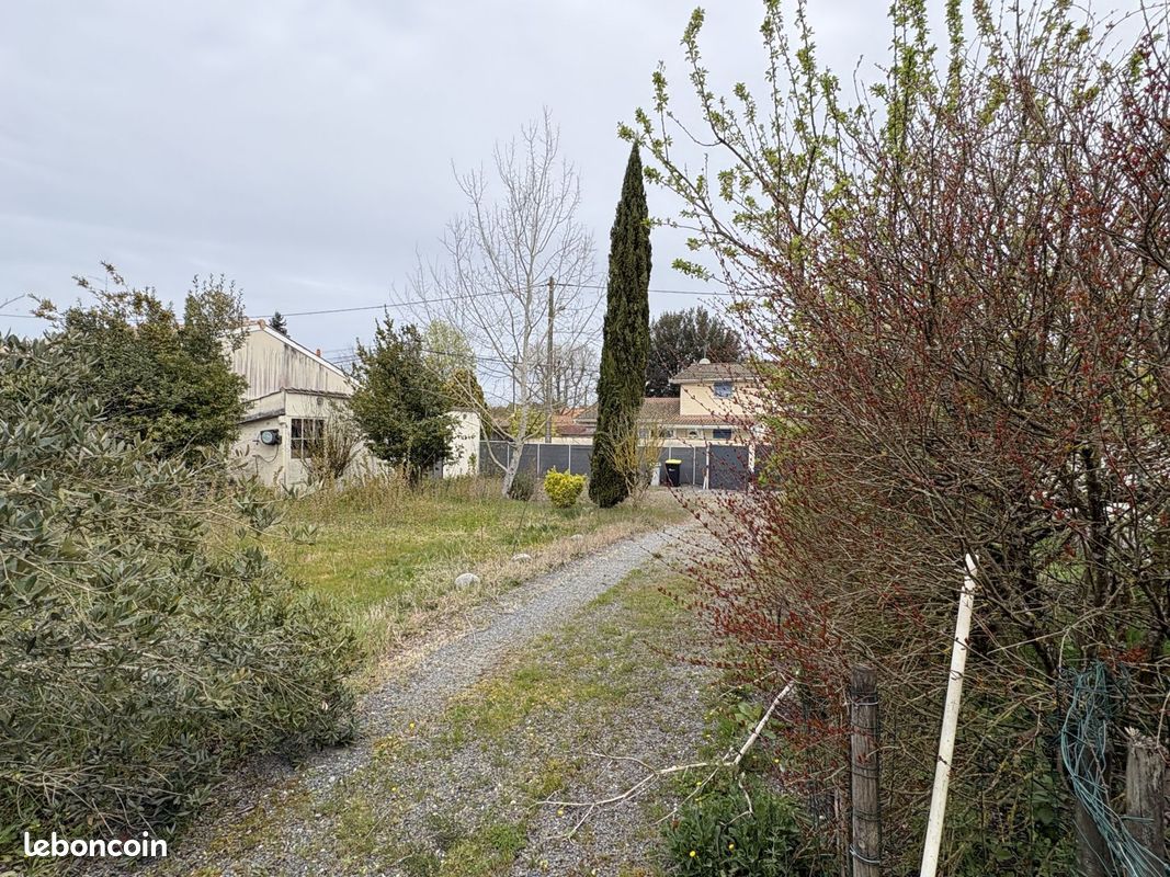 Terrain à bâtir de 440 m² à CASTELNAU-DE-MEDOC (33) · à Castelnau-de-Médoc · 75 000 €