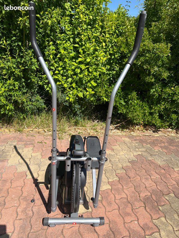 Vélo helliptique (image 1)