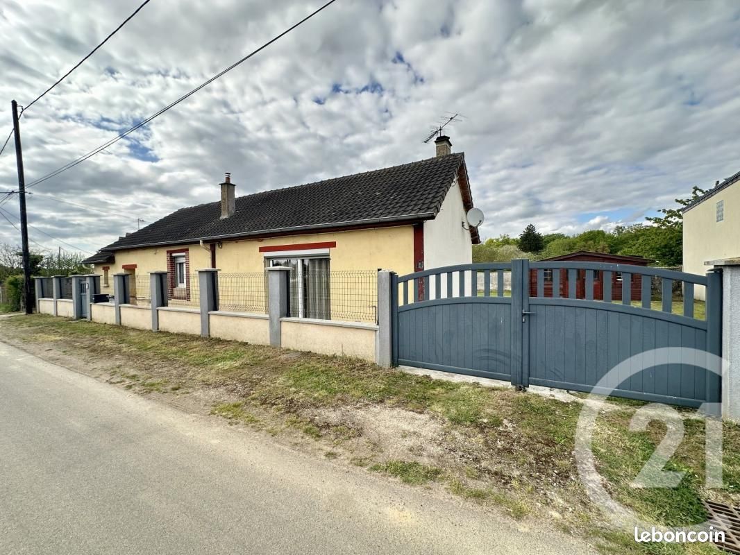 Maison 3 pièces 80 m² · à Dangeau · 80 m² · 99 000 €