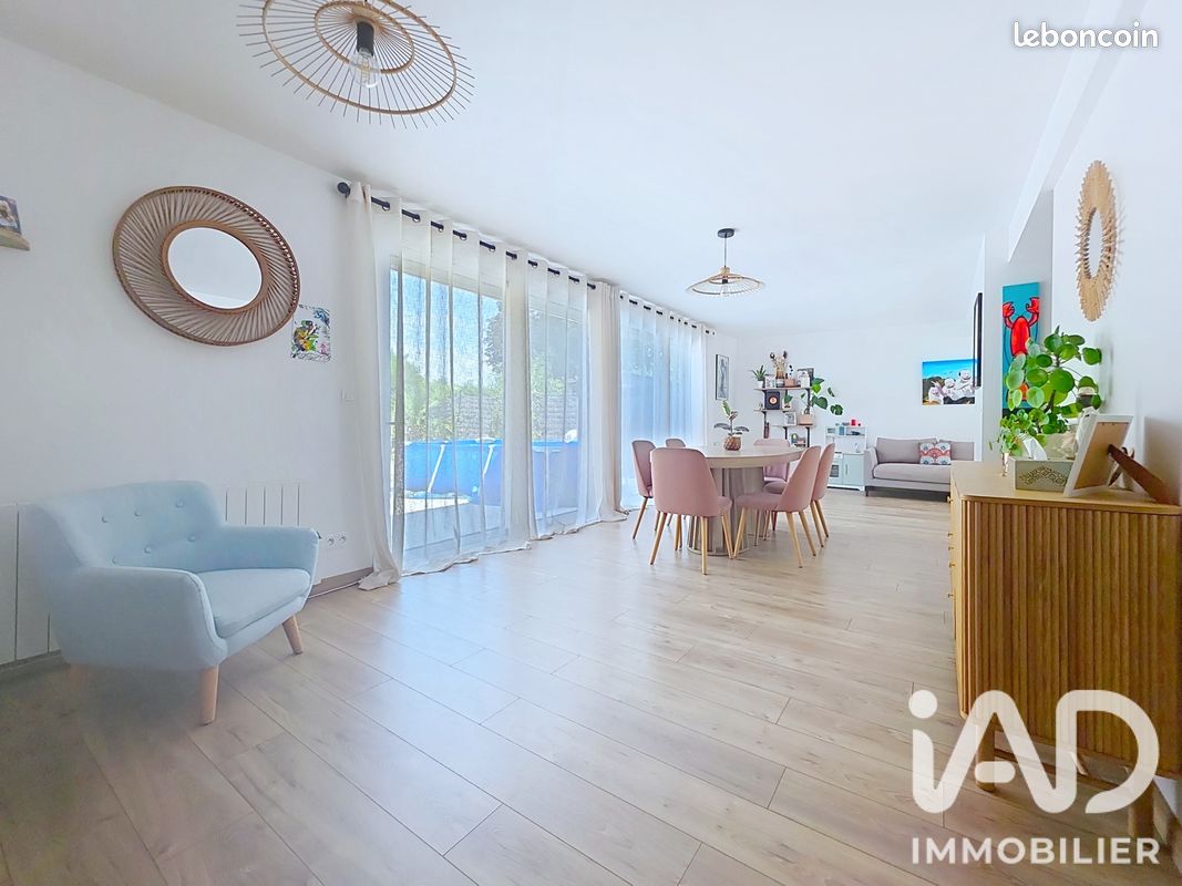 Maison 6 pièces 114 m² · à Ozoir-la-Ferrière · 114 m² · 395 000 €