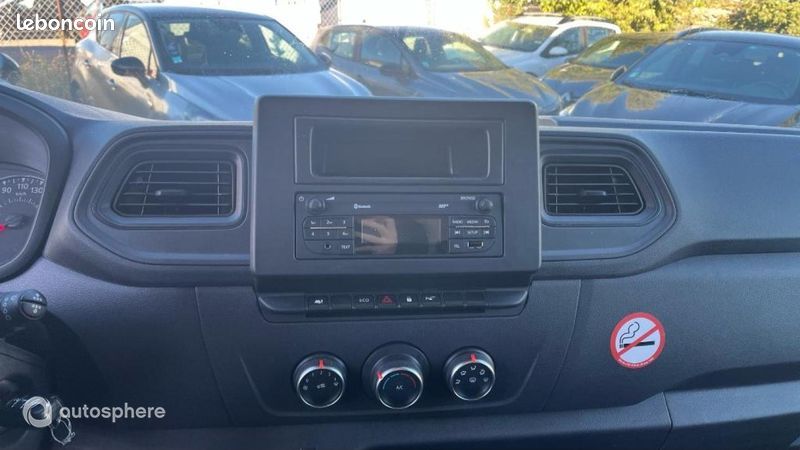 Renault Master Véhicule utilitaire ou Société F3500 L3H3 2.3 Blue dCi 135ch Confort Euro6E (image 19)