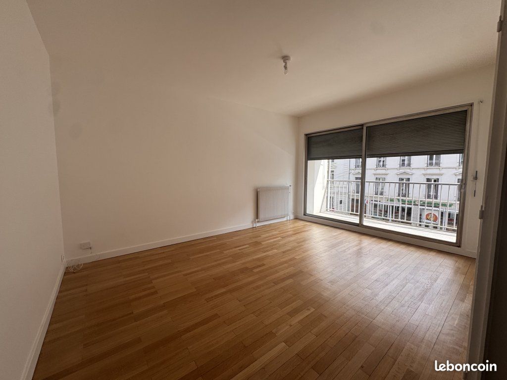 Appartement 2 pièces 48 m² · à Lyon · 48 m² · 915 €/mois