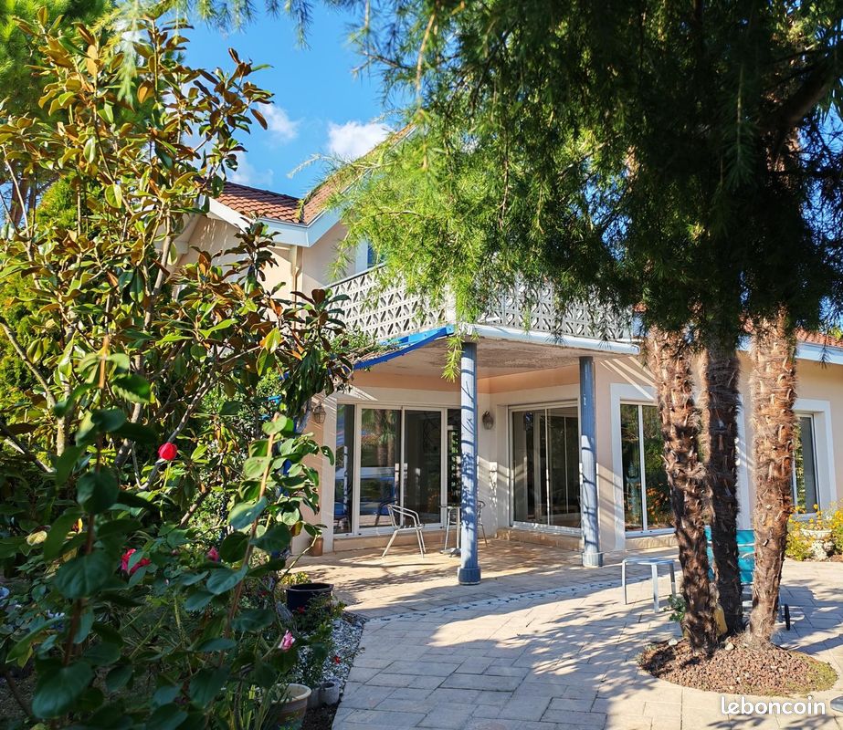 Maison 6 pièces 165 m² · à Saint-Ismier · 165 m² · 920 000 €