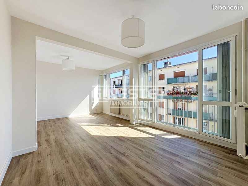 Appartement 4 pièces 76 m² · à Troyes · 76 m² · 950 €