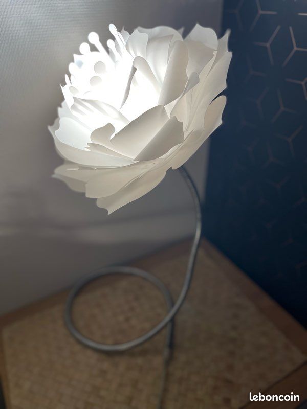 2 lampes de chevets forme fleurs (image 8)