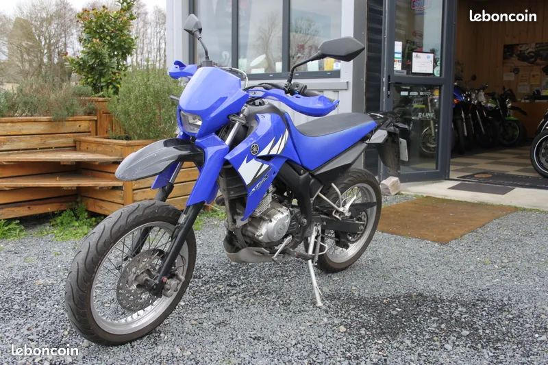 Vend YAMAHA XT 125 X - Motos