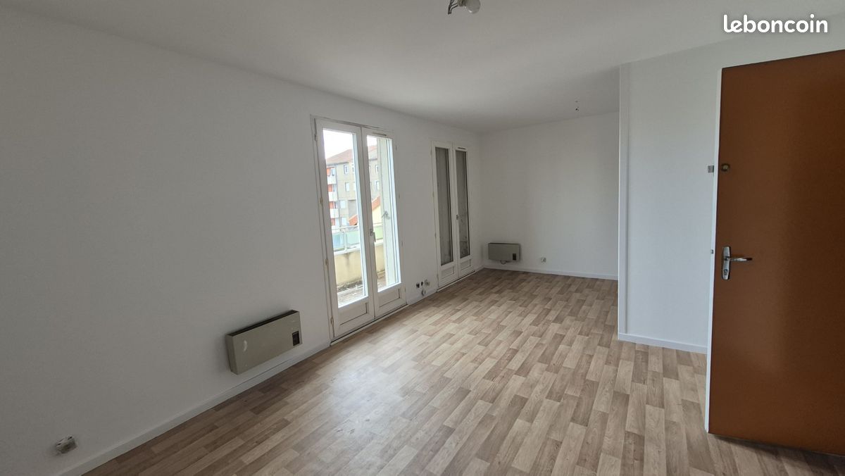 Appartement 1 pièce 30 m² · à Clermont-Ferrand · 30 m² · 490 €