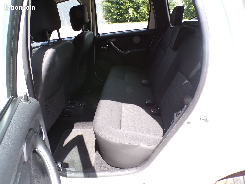 Dacia Duster 1.5 dCi 110 4x4 Prestige (image 7)