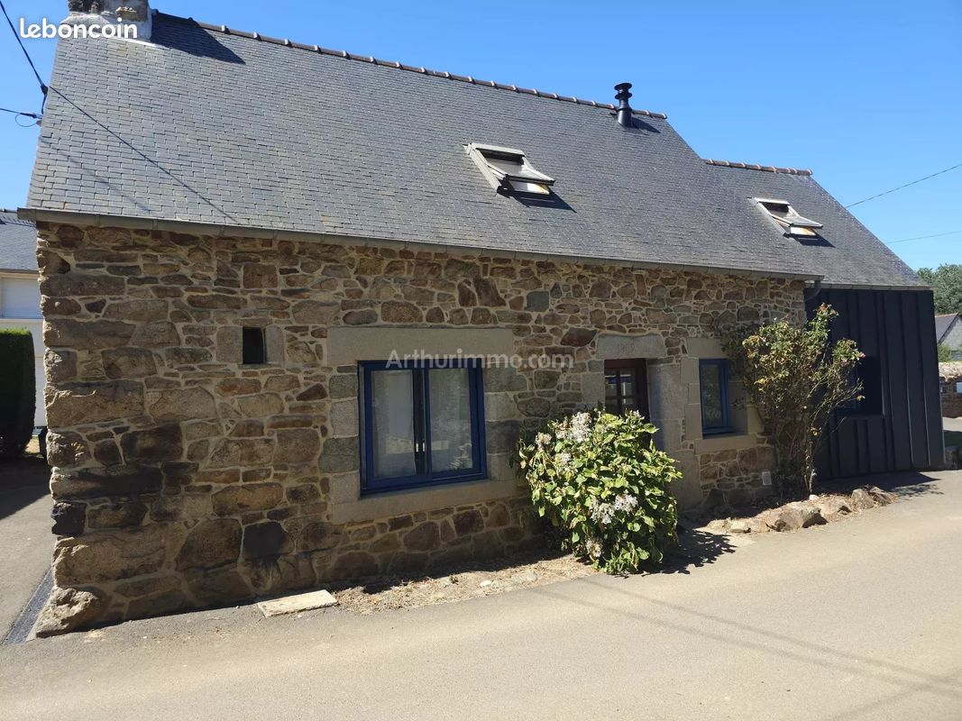 Appartement 2 pièces 64 m² · à Goudelin · 64 m² · 680 €