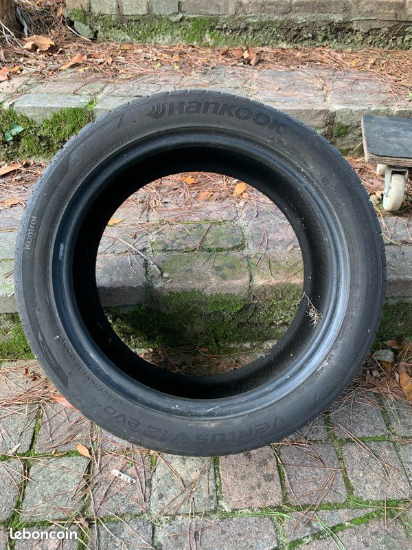 1 pneu Hankook 245/45 R18 100Y (image 2)