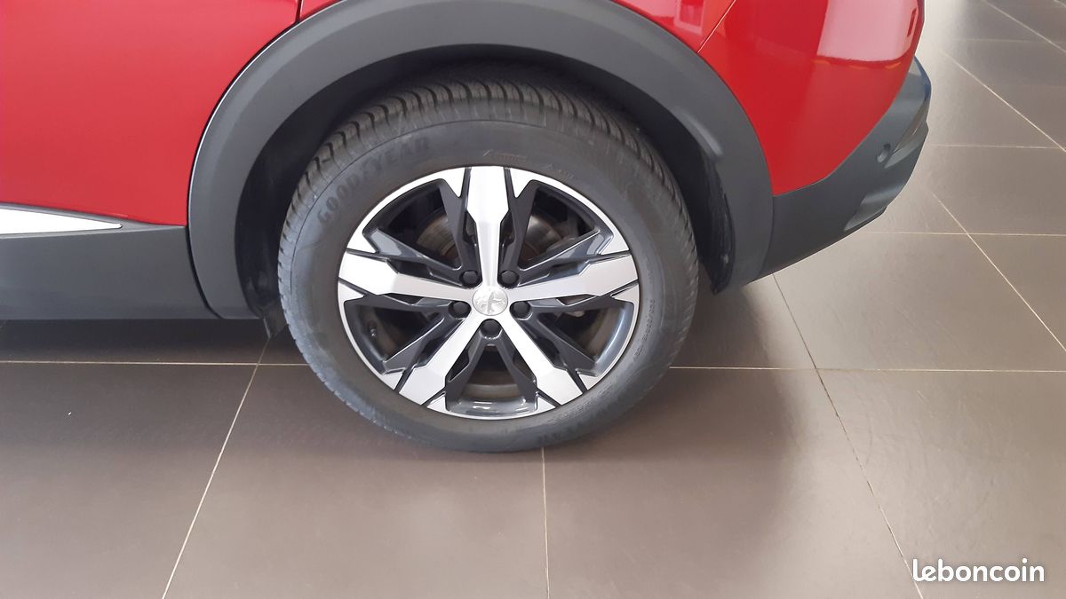 PEUGEOT 3008 PureTech 130ch S&S EAT8 GT (image 22)