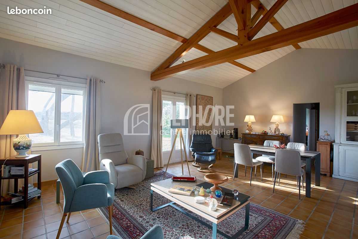 Maison 5 pièces 150 m² · à Les Moutiers-en-Retz · 150 m² · 693 000 €