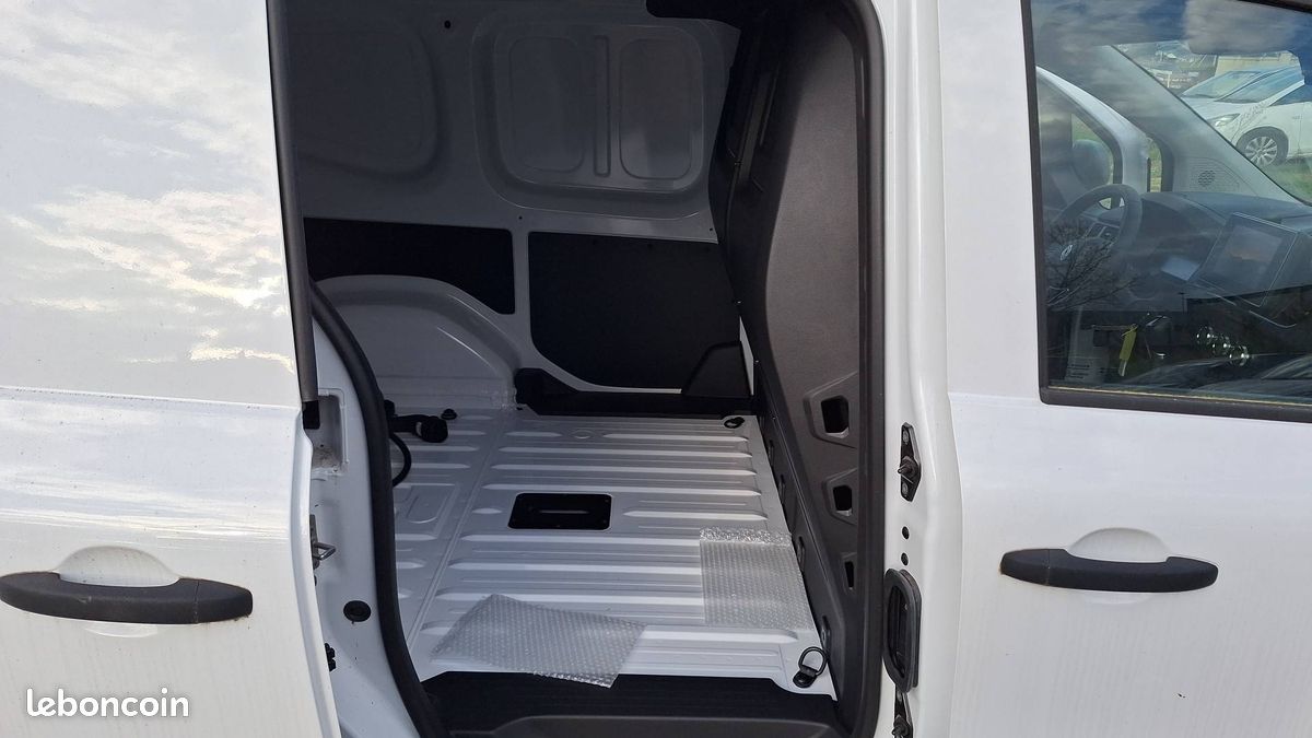 Renault kangoo van e tech el fg tole l1 ac11 gsr2 (image 24)