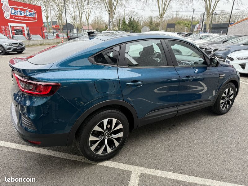 Renault ARKANA 1.6 E-TECH HYBRIDE 145CH EQUILIBRE -22 (image 4)