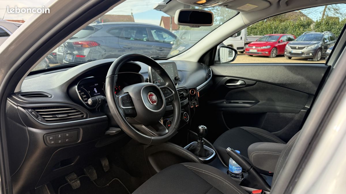 FIAT Tipo 1.6 MultiJet 120ch Easy S/S (image 8)