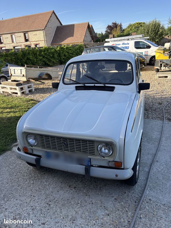 Renault 4L Cleon 900 (image 1)