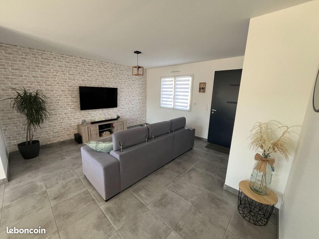 Maison 93 m² · à Chemillé-en-Anjou · 93 m² · 275 000 €