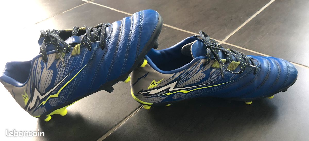 Chaussures rugby kipsta 35 - Sport & Plein air