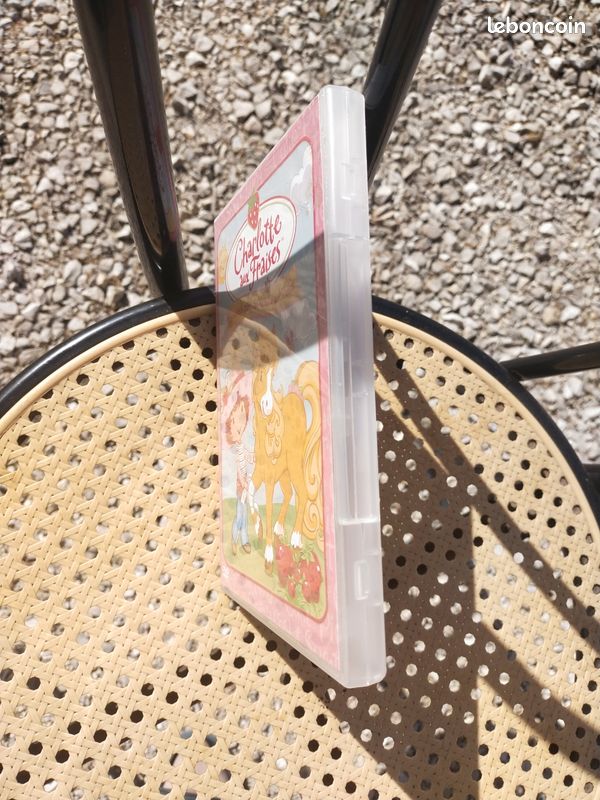 DVD Charlotte aux fraises (image 2)