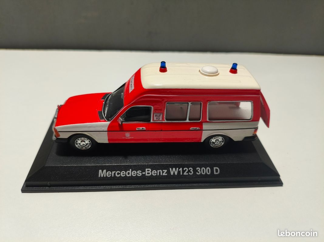 Miniature NOREV 1/43 Mercedes W123 Break Ambulance - N°257, Très Bon état, Boîte D'origine