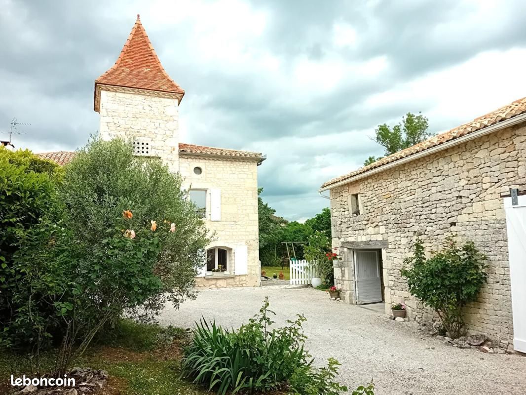 Maison 9 pièces 213 m² · à Fontanes · 213 m² · 500 000 €