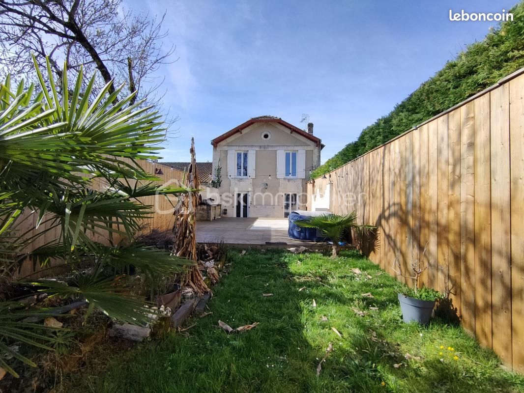 Maison 4 pièces 118 m² · à Cadillac-en-Fronsadais · 118 m² · 217 000 €