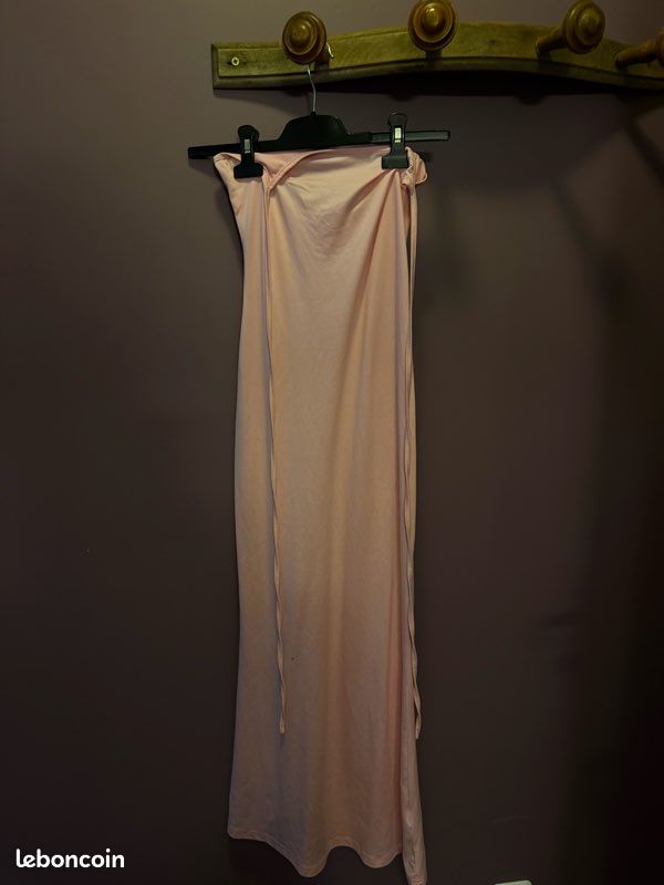 Robe (image 1)