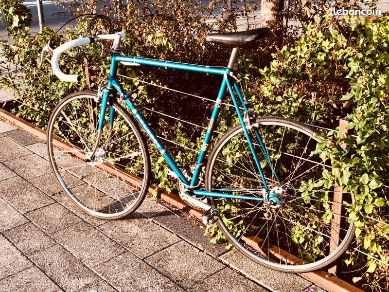 Vélo vintage Peugeot 1978 (image 2)