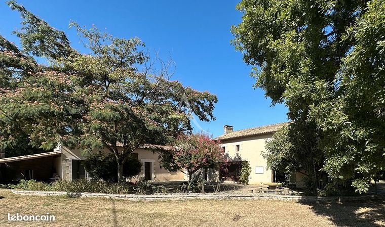 Propriété 13 pièces 405 m²