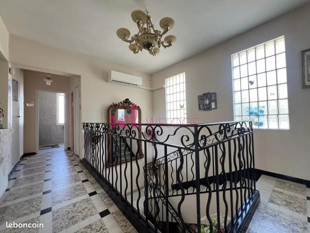 Villa 7 pièces 233 m² — 14