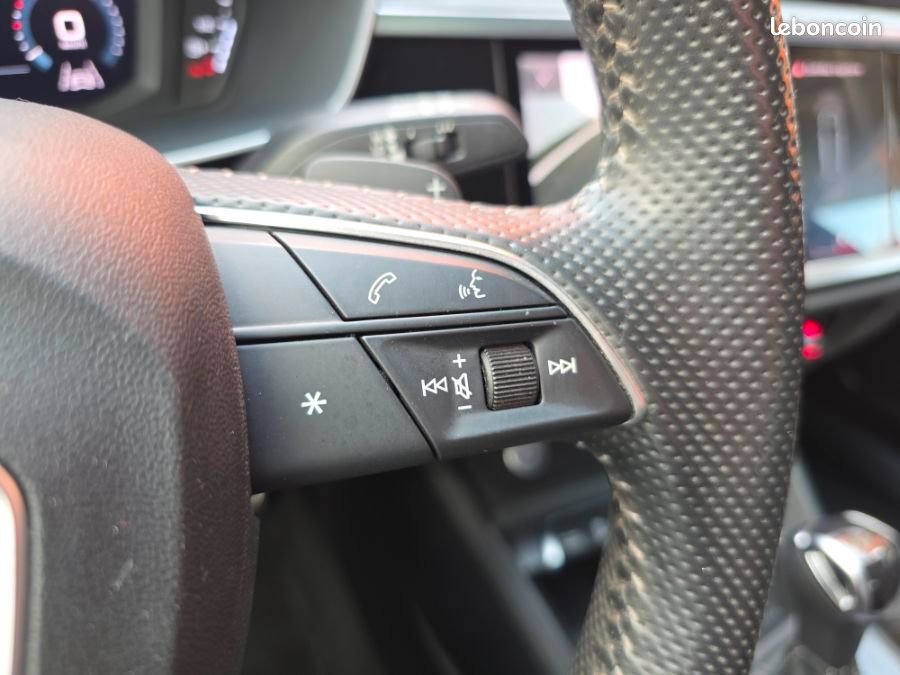 Audi Q3 35 TDI 150 S tronic 7 S line JA19 LED Hayon EL. 1ère Main (image 27)