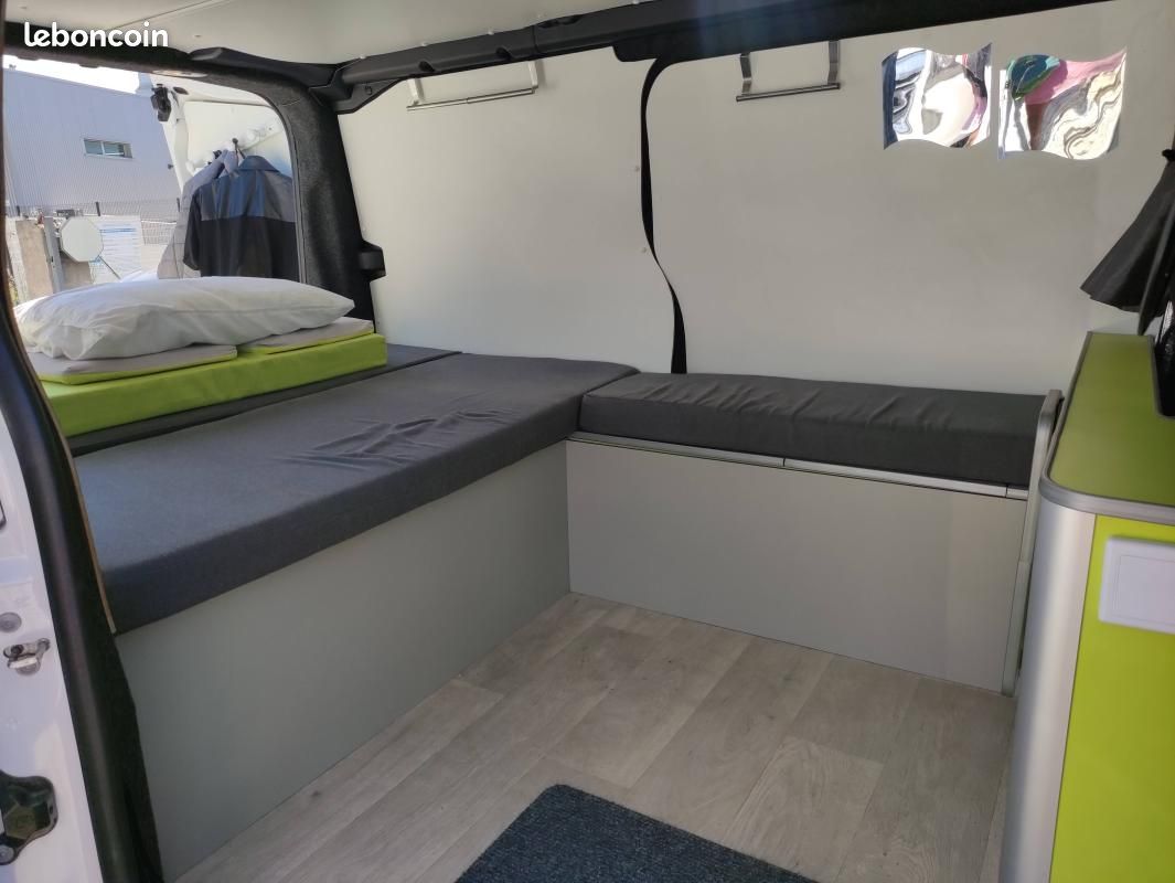 Citroën Jumpy III M BlueHDi 145 Confort S&S E6 Van Amenagé (image 23)