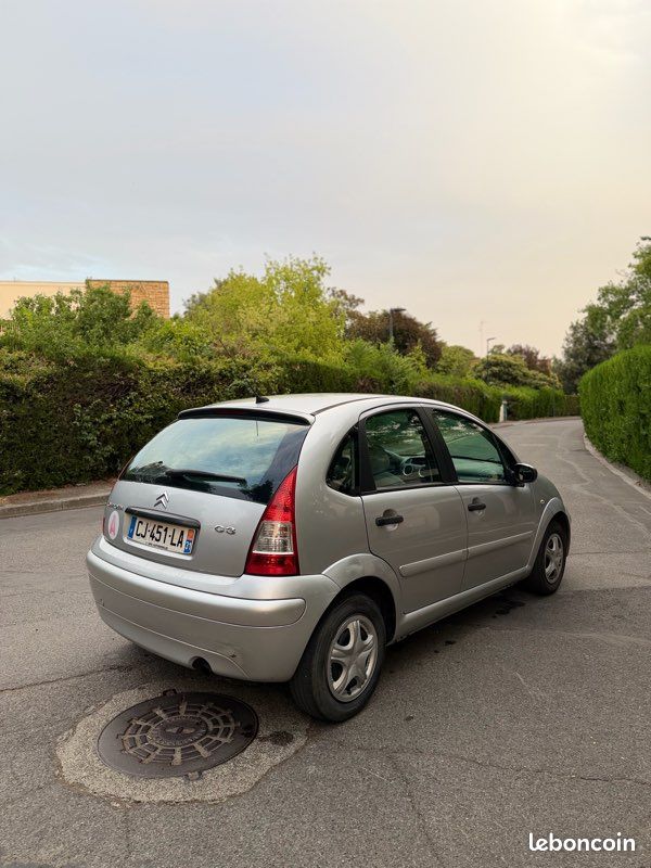 Citroën C3 Phase 2 1.4 HDI 70CV contrôle technique ok (image 4)