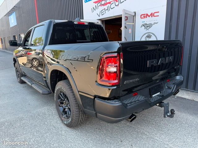 Dodge Ram 1500 REBEL BLACK EDITION (image 5)