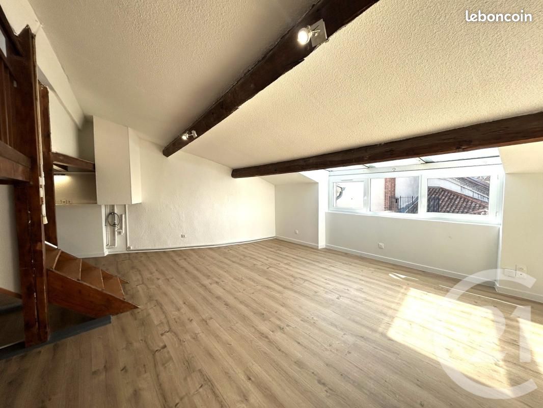 Appartement 1 pièce 45 m² · à Bourg-lès-Valence · 45 m² · 580 €/mois
