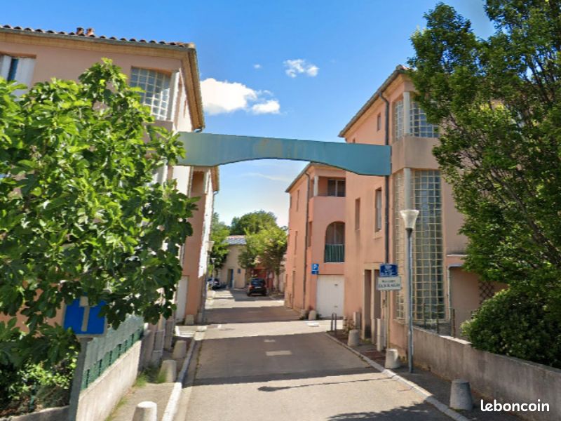 Appartement 2 pièces 57 m² · à Entraigues-sur-la-Sorgue · 57 m² · 463 €/mois